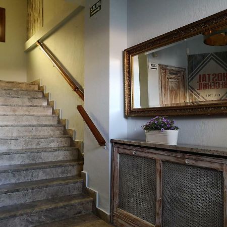 Hostal Becerril Becerril de la Sierra Bagian luar foto